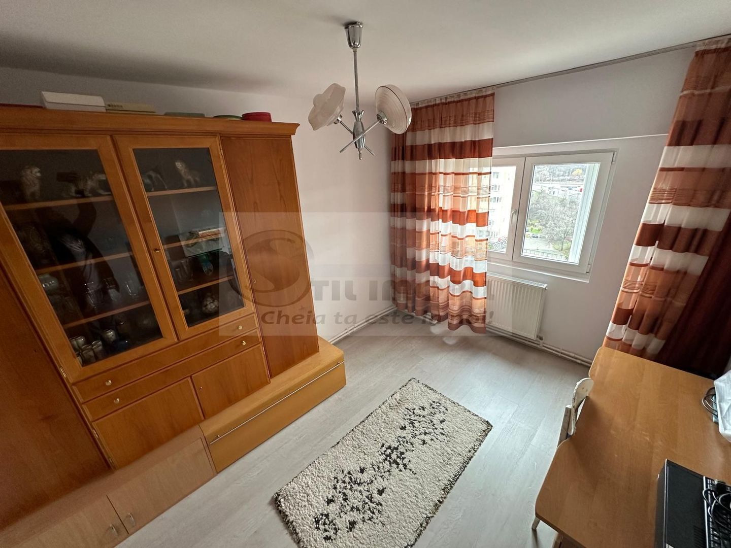 Apartament 97 mp, 4 camere decomandat, CUG-Selgros – 165.000 € - Poză 5