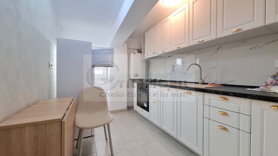 Liber, mobilat, de vanzare apartament 2 camere, Cug Pepiniera - Poză 12