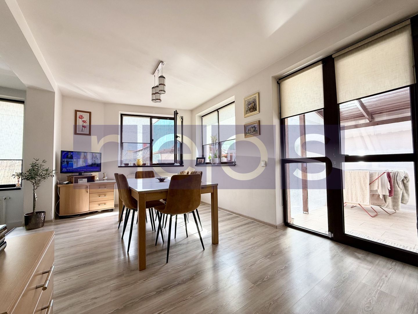 VÂNZARE VILĂ INDIVIDUALĂ | 6 CAMERE | ZONA COLENTINA - Poză 3