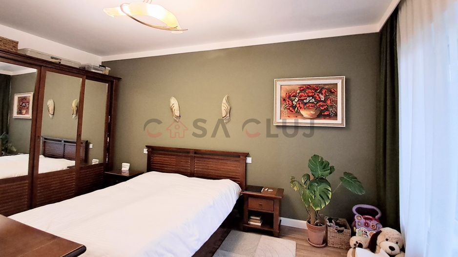 Zonă exclusivistă, Plopilor!! - Poză 8