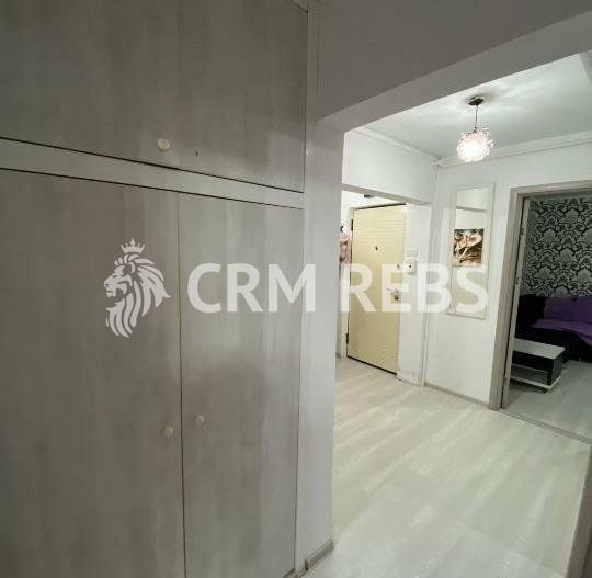 Vând apartament cu 3 camere Mobilat/Utilat in zona Km 4-5 - Poză 5