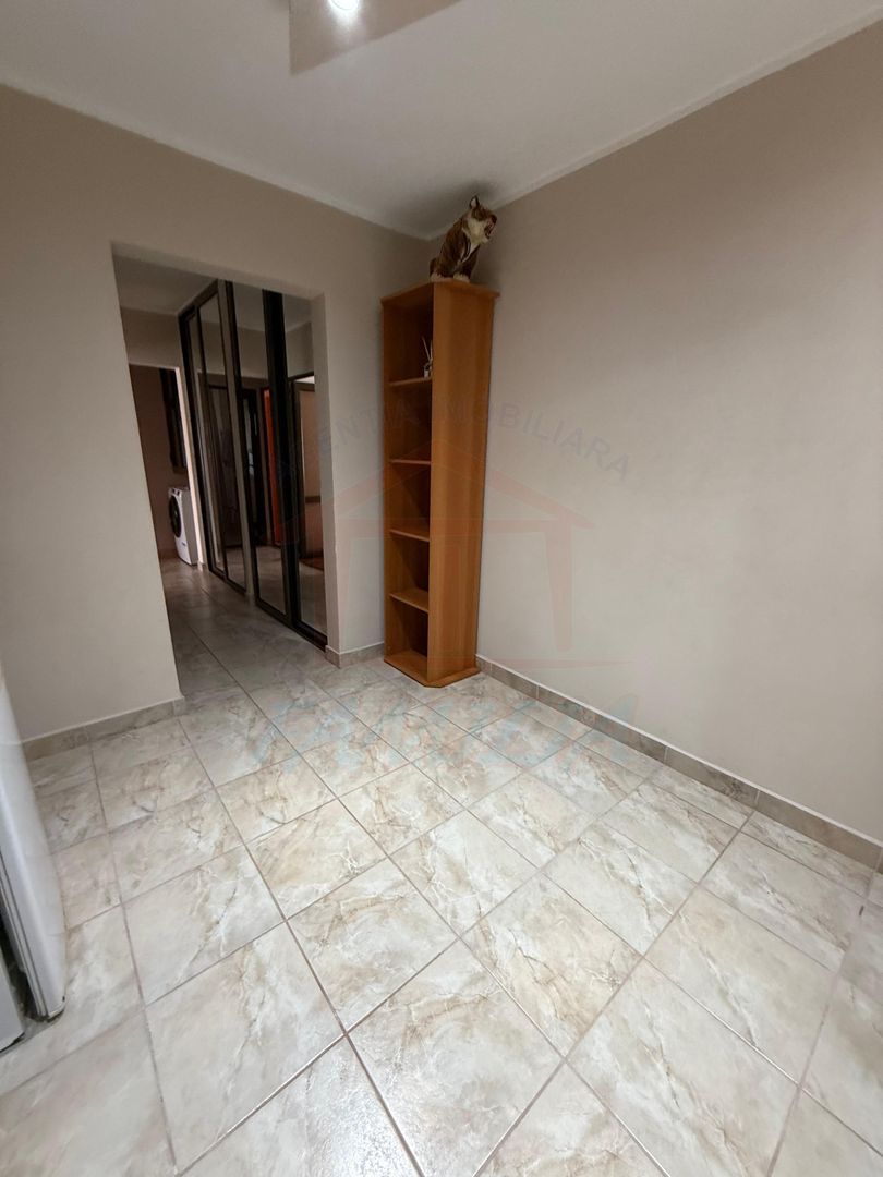 APARTAMENT 3 CAMERE, I.C. FRIMU, 450 EURO/LUNA - Poză 8