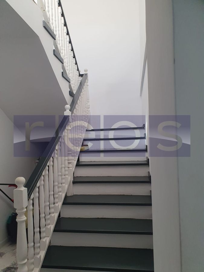 VANZARE VILA  CURTE INDIVIDUALA 7 CAMERE -Brancoveanu - Poză 3