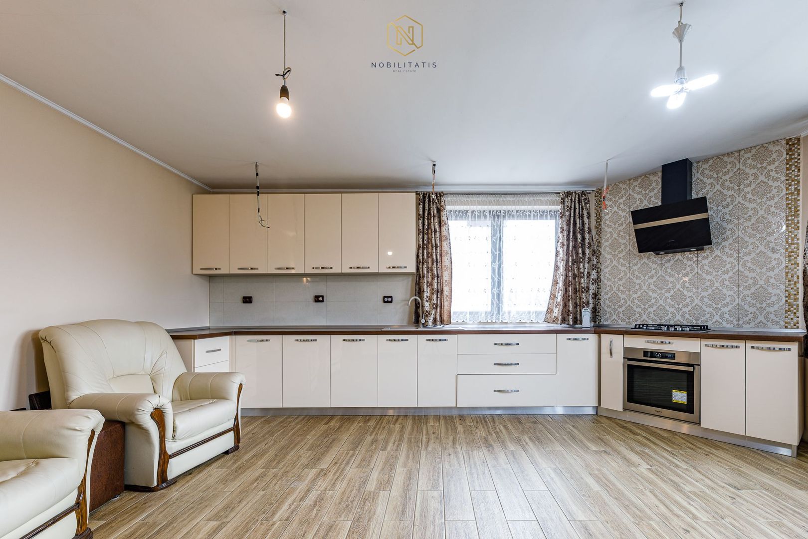 Casa Individuala 176mp | 4 Dormitoare&Garaj | Parter Finalizat&Mobilat - Poză 20