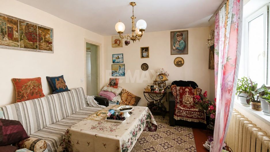Strășeni.  Apartament la sol cu 3 dormitoare + living, teren și garaj. - Poză 12