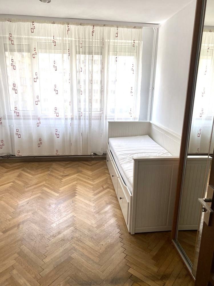 Închiriez Apartament cu 3 camere, centrala proprie, prima închiriere, lângă Obor - Poză 8
