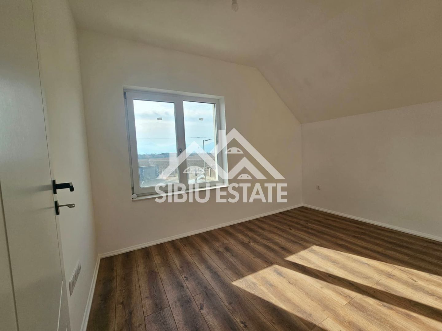 Casa Sibiu Vest, zona Cristian - Poză 6