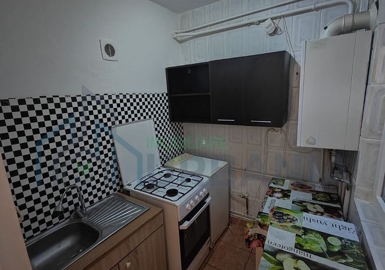 Apartament 3 camere de inchiriat, Tatarasi, Liteni - Poză 5