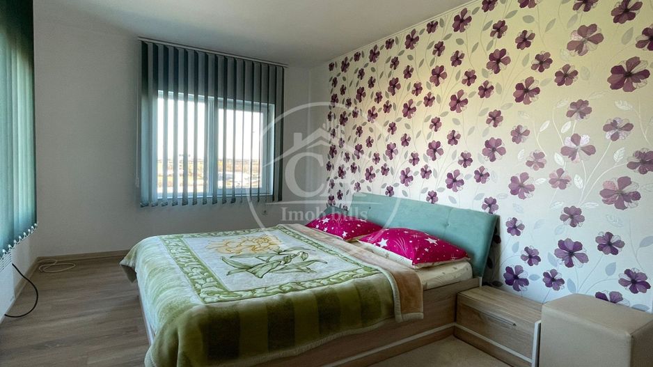 Apartament la casa, de inchiriat cu 3 camere  in zona Nufaru, Oradea - Poză 3