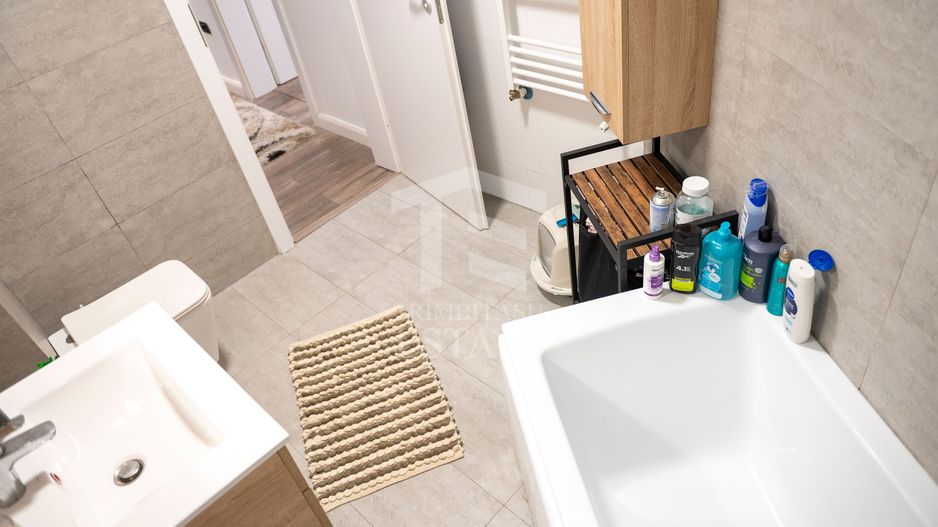 Apartament cu 3 camere si terasa de 49mp, Tomis Nord- Constanta - Poză 17