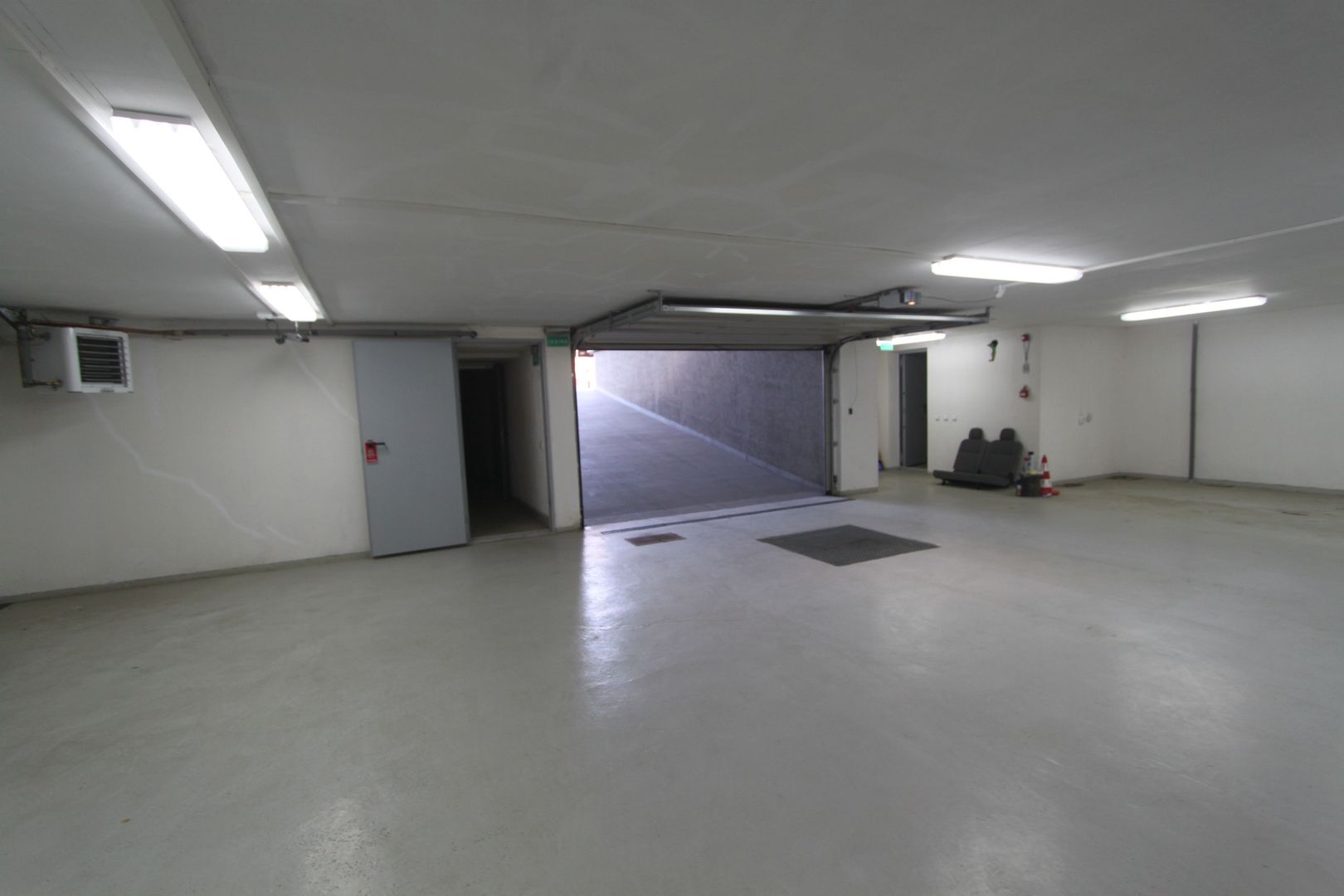 Spatiu birouri- 526mp -4734 euro/luna+TVA - zona Semicentrala - Poză 26