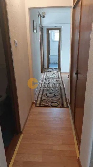 Nicolina- Apartament 3 Camere Decomandat -Etaj 2 -Bloc 1985 - Poză 5