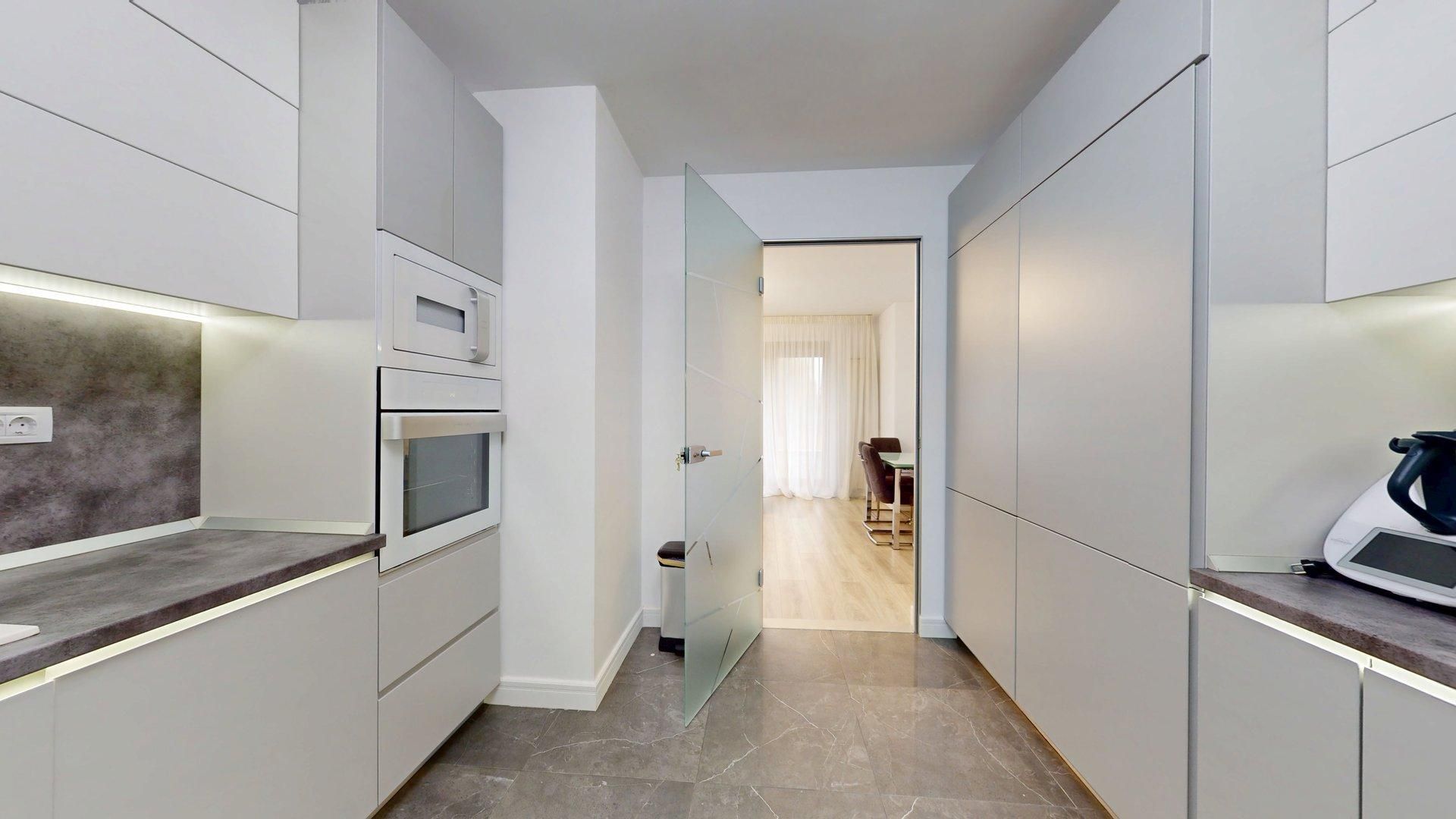 Apartament 3 camere, 77 mp + curte 32 mp, parter – Otopeni - Poză 13