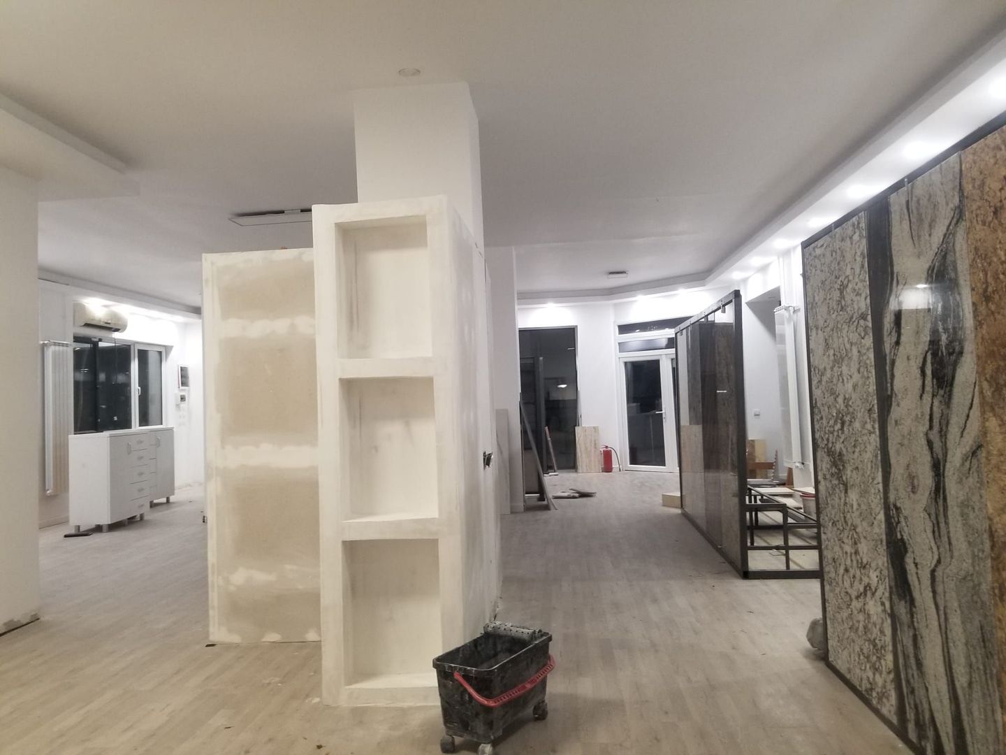 Spatiu comercial Mihai Bravu | langa statia de metrou 200Mp | Nou - Poză 17
