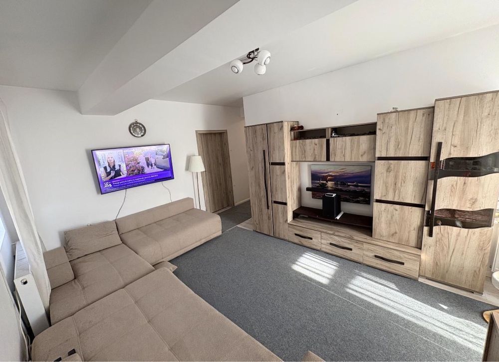 Apartament 3 camere Latin - Poză 1