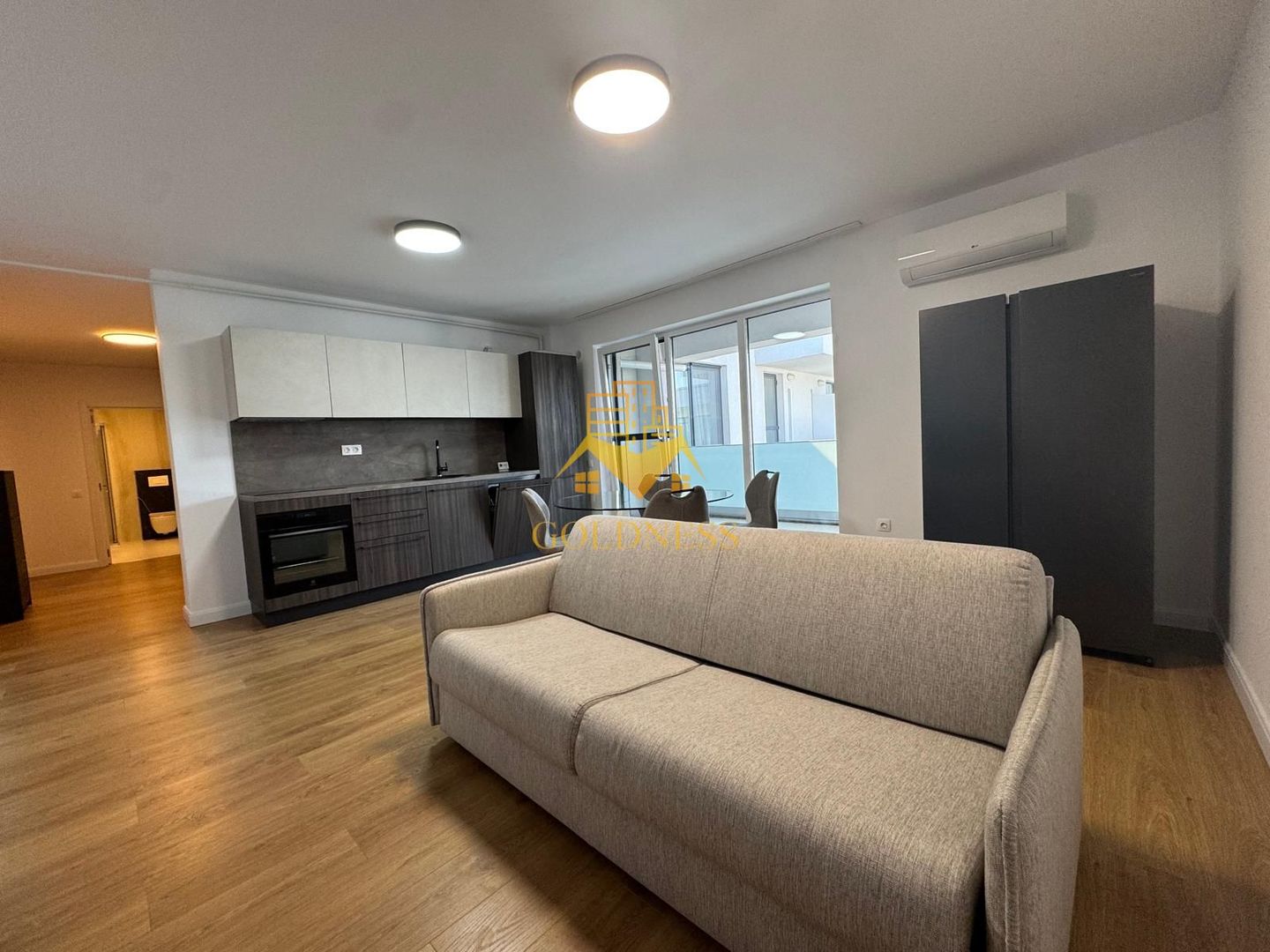 2 camere open space, Modern, Parcare, UMF, UTCN, Revo, Andrei Muresanu - Poză 1