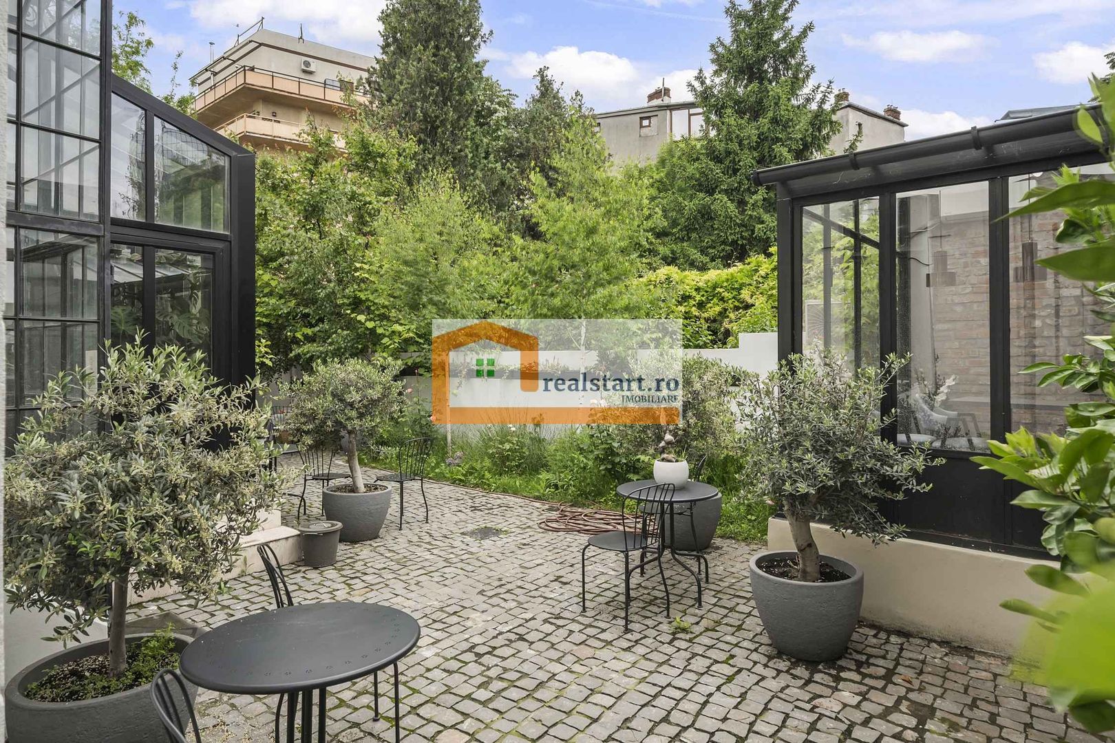 Cartierul Armenesc, Vila impozanta S+P+M, teren 615mp, terasa, curte - Poză 18