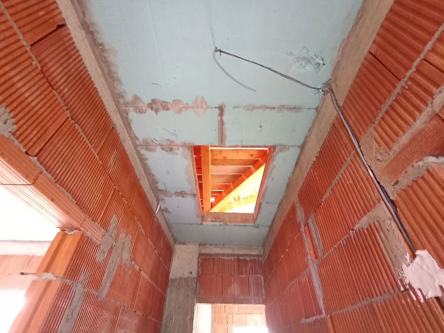 Sanandrei, Duplex pe Parter, 3 dormitoare, 2 Bai, Pozitie excelenta - Poză 9