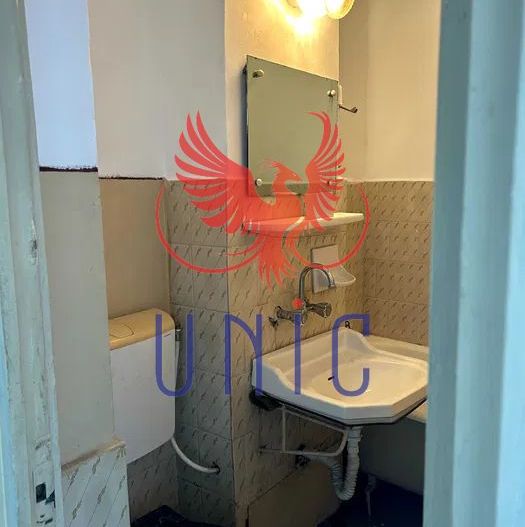 Apartament 2 camere - Rovine, etaj 3/4 - 72 000 euro - Poză 4