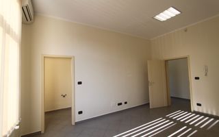 Birouri în vila - zona Balcescu - Poză 22