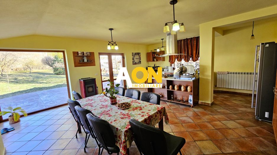 Casa 6 camere, mobilata, utilata, 1700 mp teren, langa padure - Poză 13