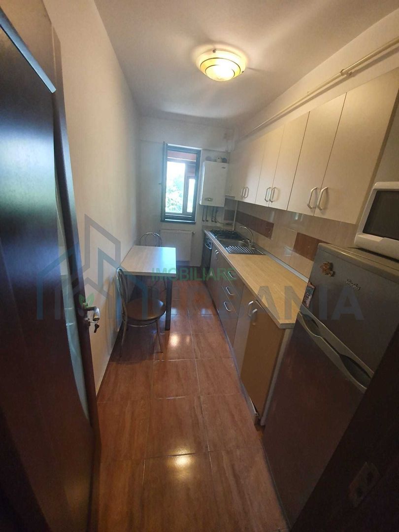 Apartament cu o cameră decomandat în Bucsinescu, Iași - Poză 2