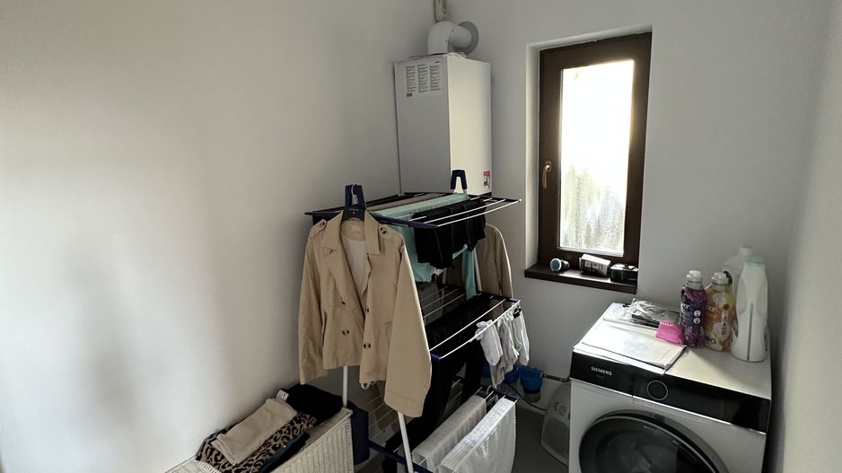 Duplex despartit prin spatiu tehnic  - teren 500mp - Poză 19
