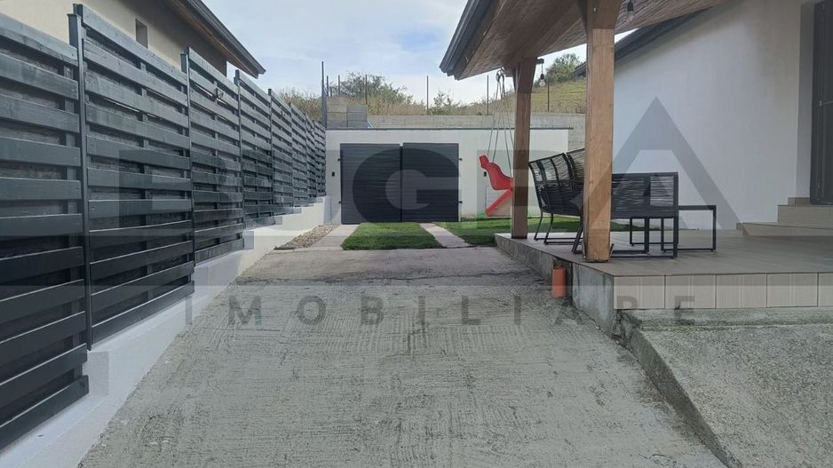 Casa individuala la cheie, 3 camere, 70 mp+425 teren, garaj,Sannicoara - Poză 18