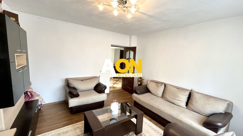 ÎNCHIRIERE! Casă cu 3 Camere, Zona Centru - Poză 8