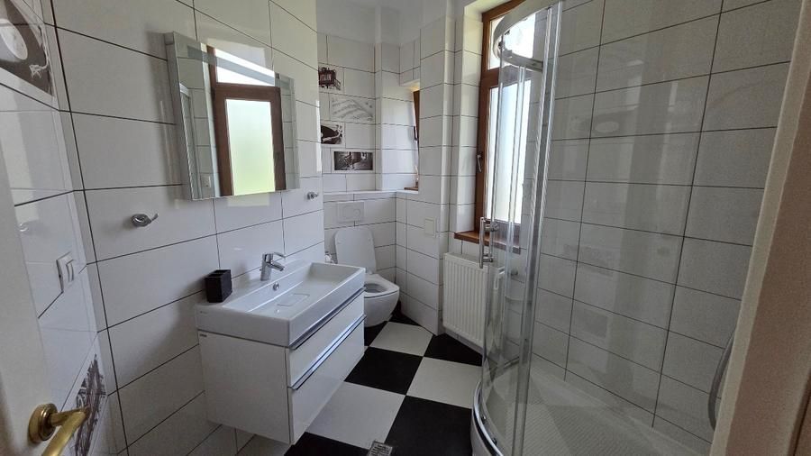Apartament  in vila Pangratti // Televiziune - Poză 11