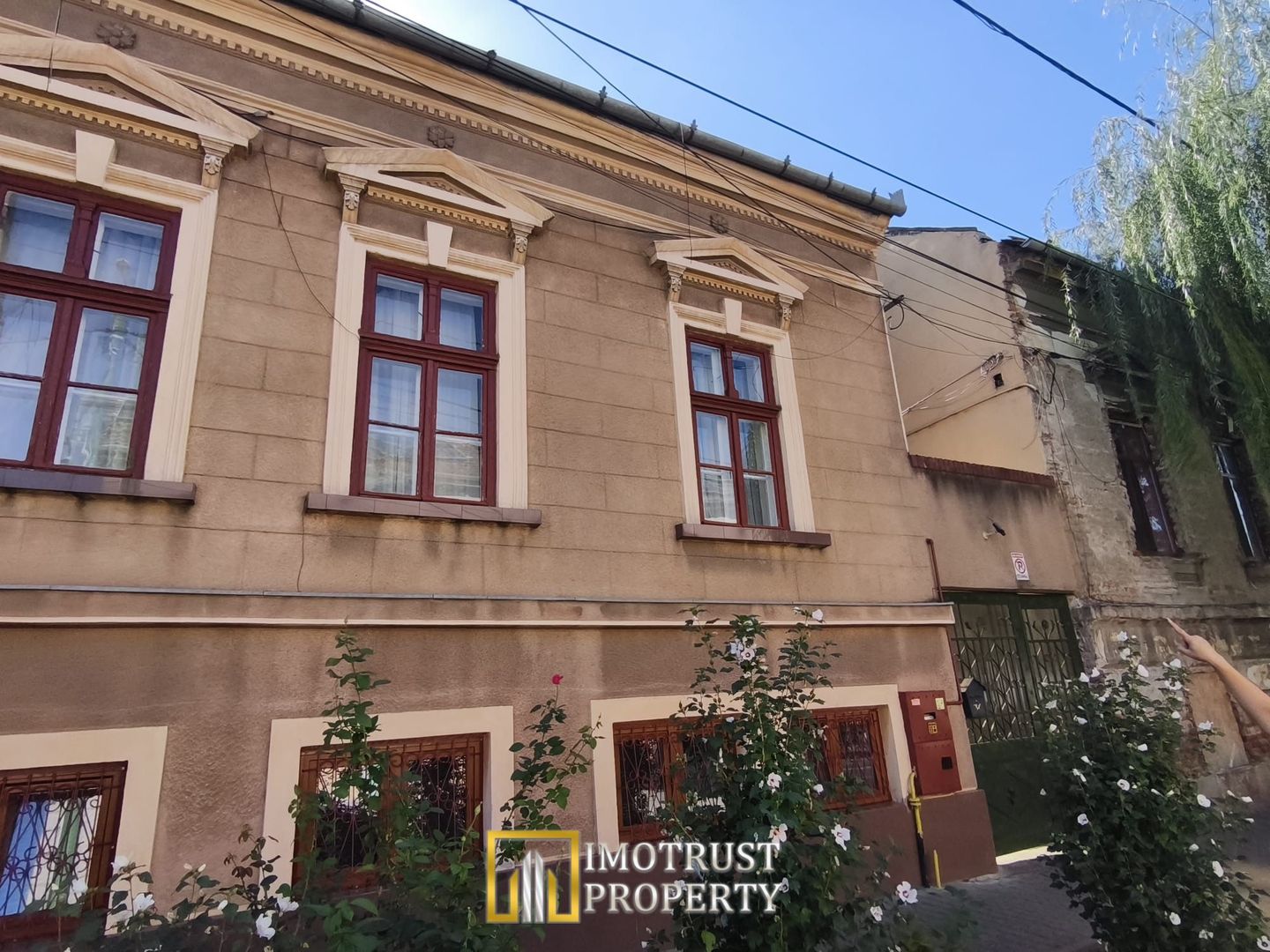 Casă de vânzare Arad – Zona centrală - Poză 1