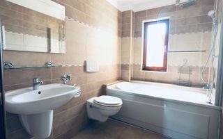 Vila de inchiriat -6 camere -AMERICAN Village-PIPIERA -PARCARE - Poză 14