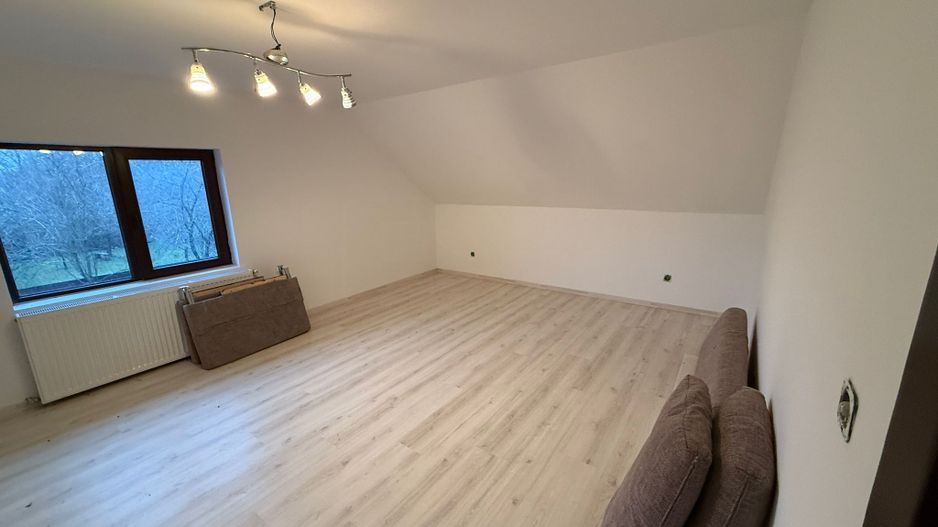 CASA DE INCHIRIAT RADAUTI | IDEAL PENTRU CRESA DE COPII | - Poză 23