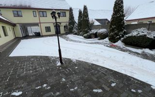 Pensiune + Casa | 626 MPU | Selimbar - Poză 1