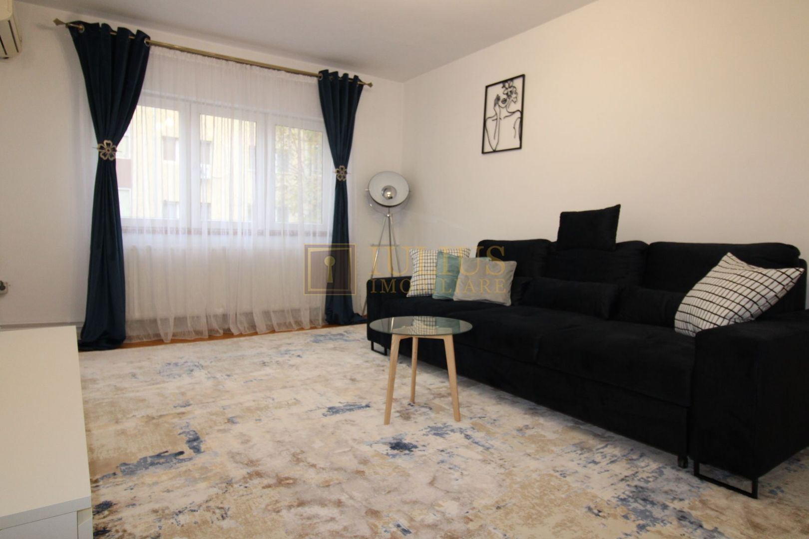 2 camere,  centrala proprie, la 3 minute de Spitalul Judetean - Poză 2