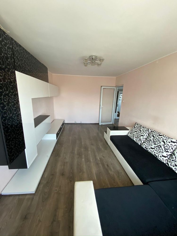 Apartament 3 camere,  etaj 4,  Micro 16 - Poză 2