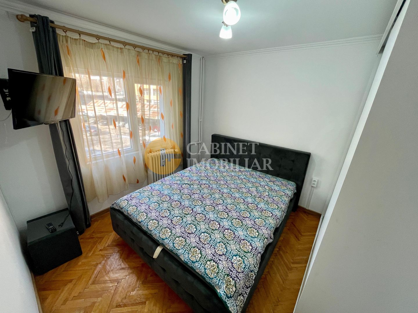 Tatarasi - 2 camere - DECOMANDAT - etaj 1 - bloc 1982 - geam la baie - Poză 3