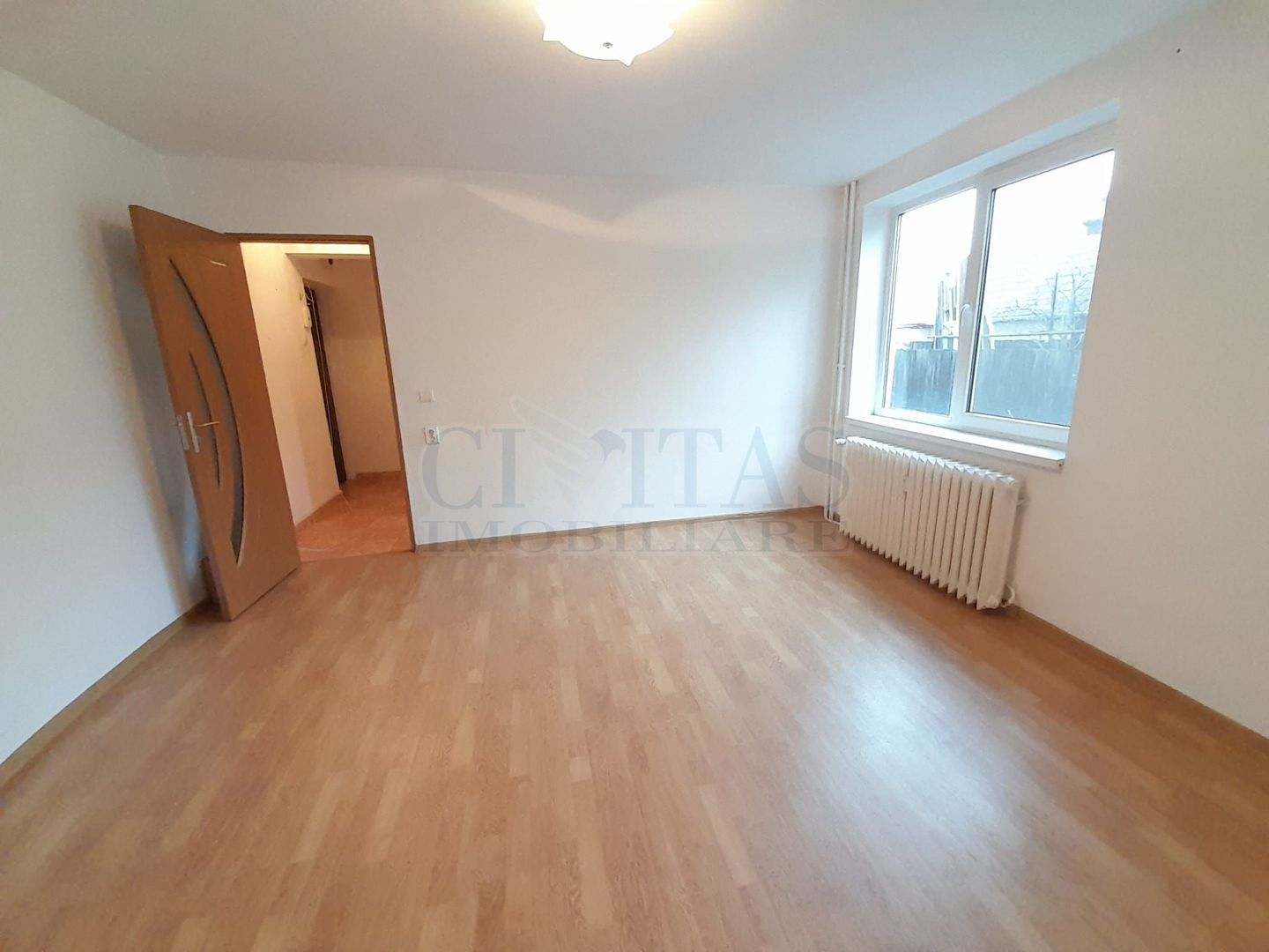 2 camere, 31 mp, langa Piata Hermes!! - Poză 3