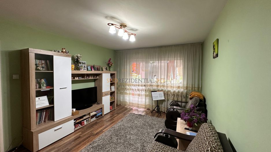 Apartament 3 camere de vanzare, 71 mp – Etaj 3/4 – Drumul Găzarului - Poză 4