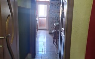 De vânzare apartament 2 camere decomandate – zonă centrală - Poză 6