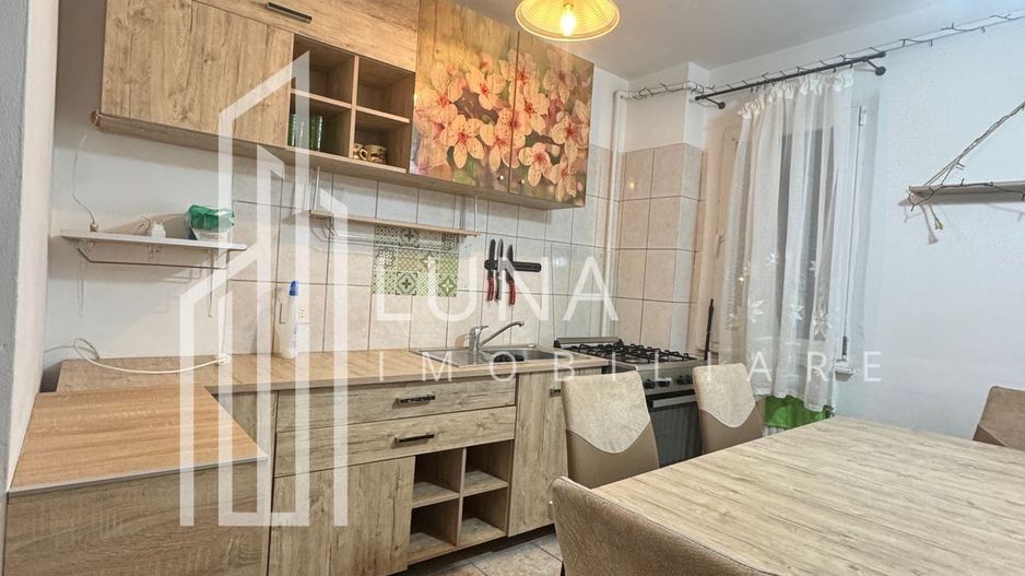 Inchiriez apartament 2 camere - Poză 2