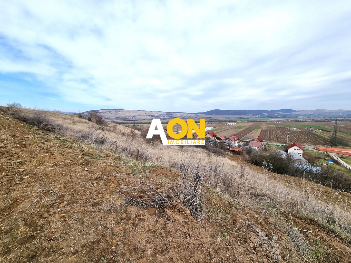 De vanzare 1423mp teren intravilan, zona Micesti - Poză 4