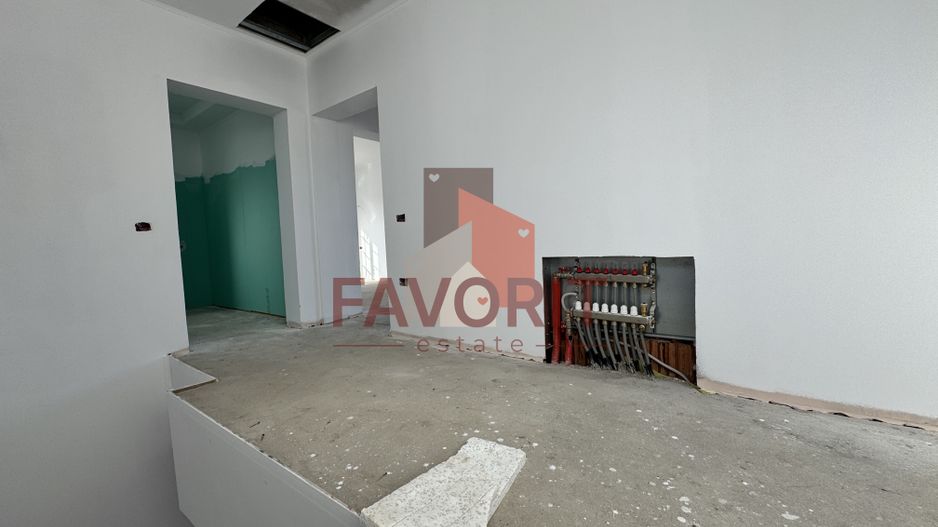 Casa Individuala in Mosnita. La asfalt. Cu Carport - Poză 18