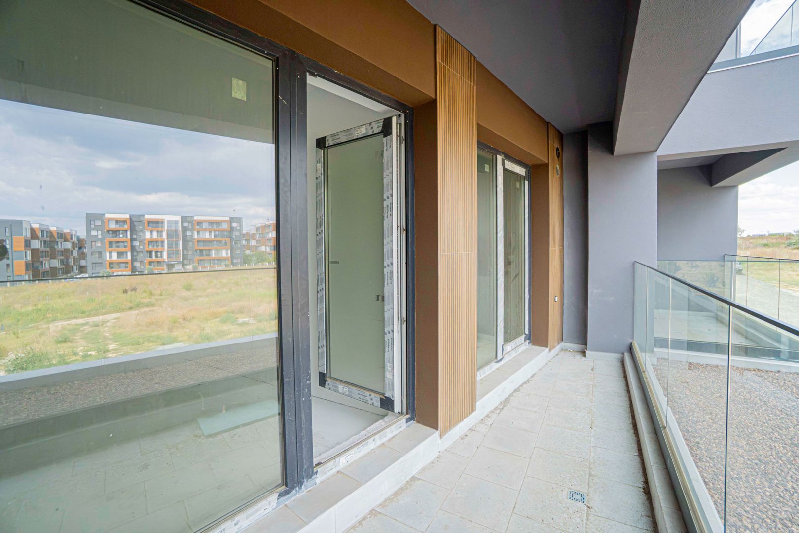 Tomis Nord - Vanzare apartament decomandat cu 2 camere,  bloc nou. - Poză 13
