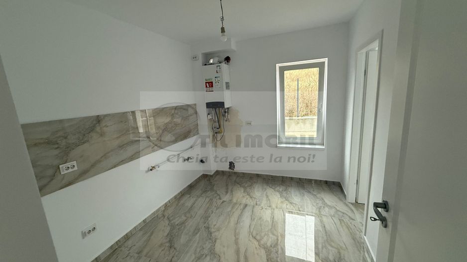 Casă moderna P+E 4 camere – Bârnova, 100 mp, curte 250 mp -180.000 € - Poză 4