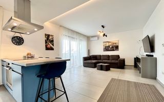 3 camere spațios si  cu terasă generoasă, la intrare în Dumbrăvița - Poză 1