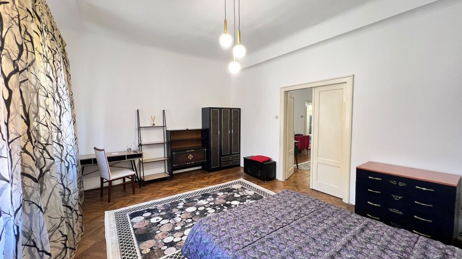 Apartament spatios cu 3 camere | 83 mp + veranda + curte | Ultracentral - Poză 7