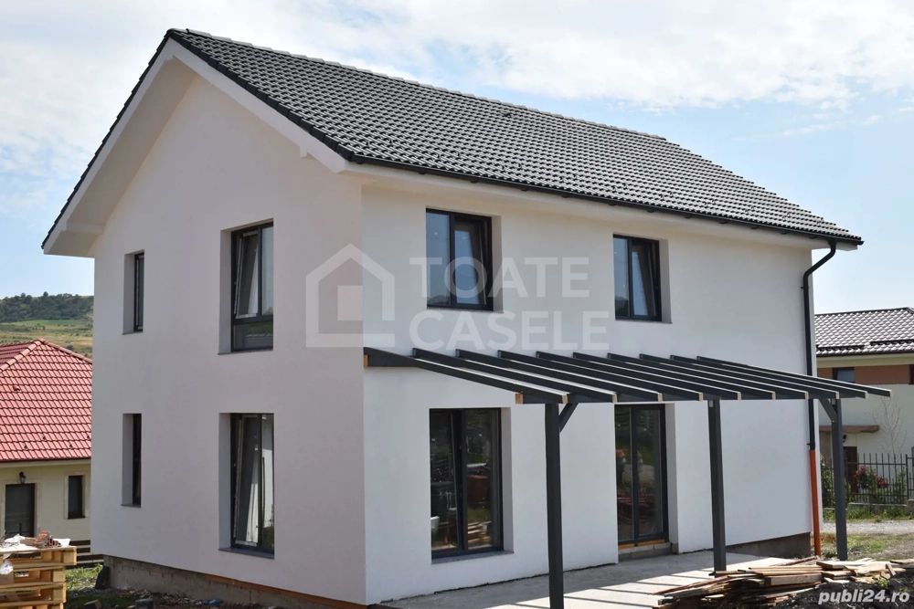 Casă individuală, 5 camere – 4 dormitoare, 3 băi, teren 700 mp - Poză 2