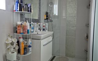 Casă cu 5 camere în Răcădău, Brașov - Poză 6