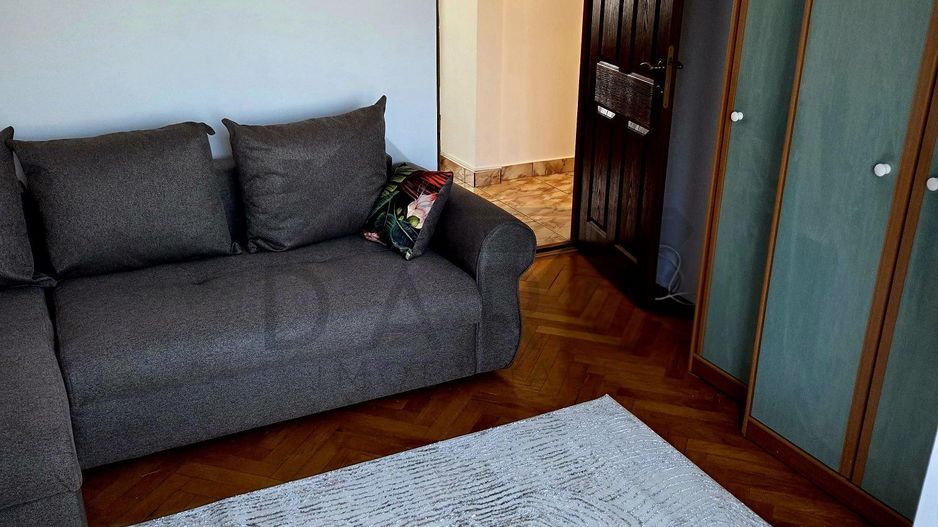 Închiriez apartament cu 3camere - Poză 6